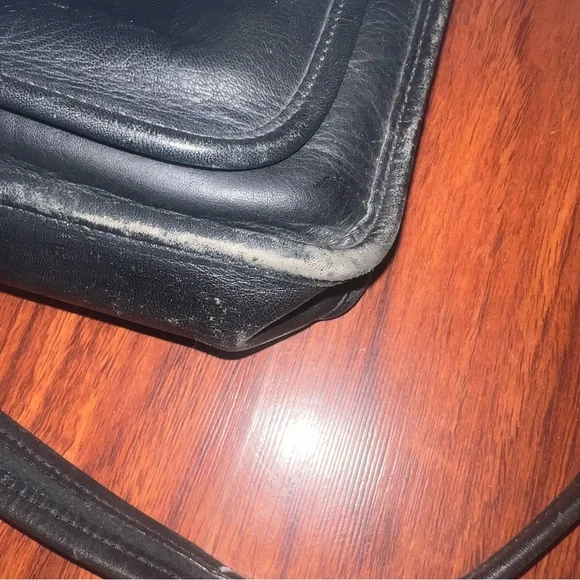 Vintage Coach Black Leather Flap Briefcase - Picture 8 of 9